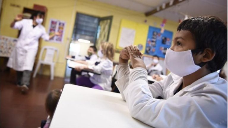 Río Negro retoma las clases presenciales en el nivel ...